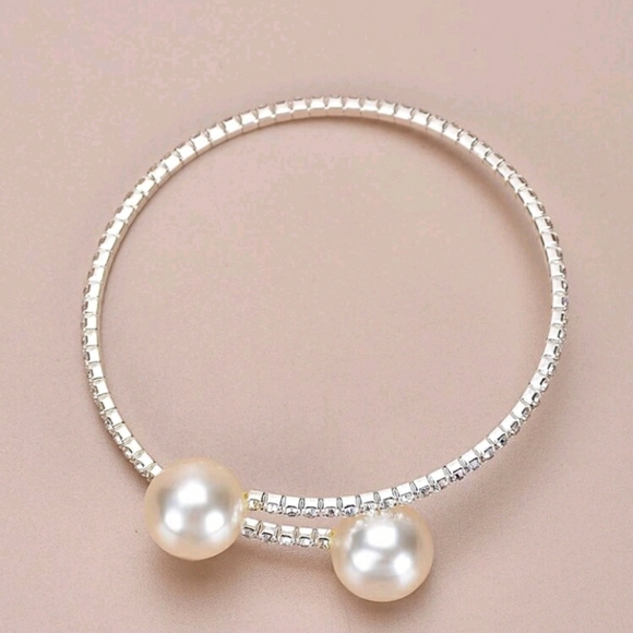 Silver Faux Pearl Rhinestone Bracelet - Picture 5 of 5